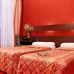 Camelia International 2*