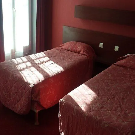 Camelia International 2* Paris