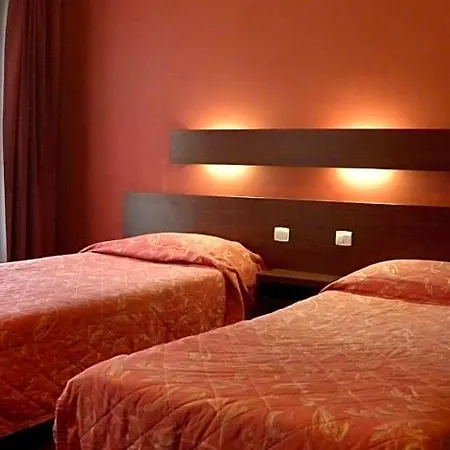 Camelia International Hotel Paris