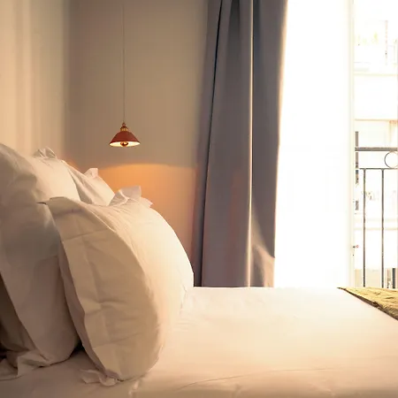 Hotel Camelia International