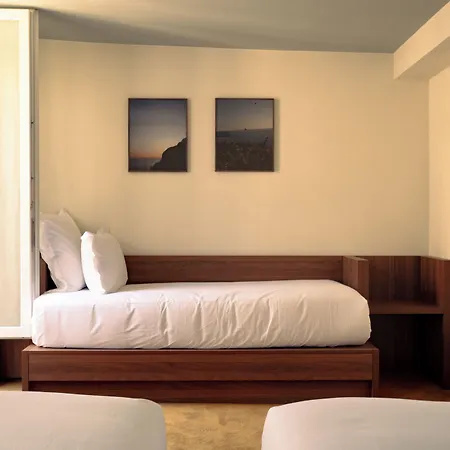 Camelia International Hotel Paris